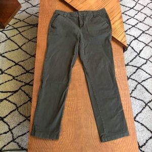 GAP dark Green khaki pants